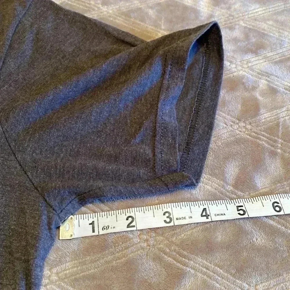 District Short Sleeve Gray Graphic T-Shirt  Norman Bee Co.  Unisex Size Large. - Picture 5 of 6